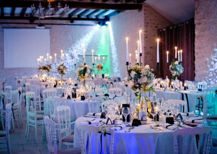 magicien-mariage-domaine-de-la-vallée-aux-pages